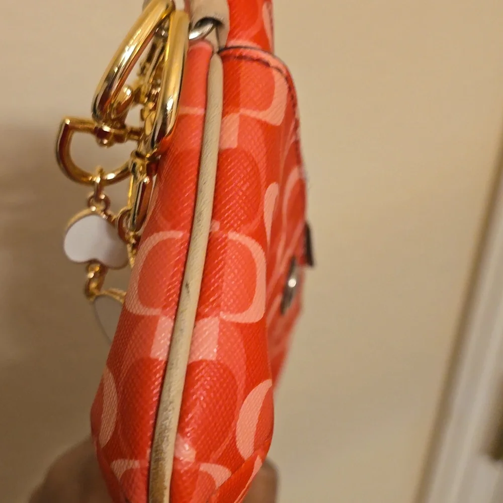 Coach Red Signature Wristlet - Picture 15 of 15